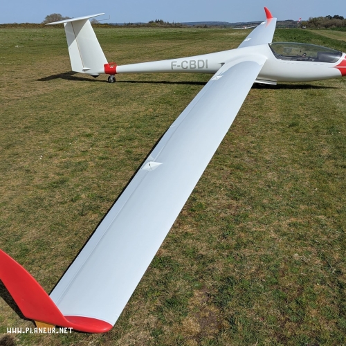 <div class='tp_title'>ASW20 CL</div><div class='tp_desc'>ASW20 CLConstruction allemande version 16.6m ou 15m + winglet maughmer6340 hdv1510 décollagesNupéro de série 20744 de 1984CEN valide jusqu'au 18/05/2026Charge mini 65kgCharge maxi 93kg
Calculateur Stefly Open vario avec XCsoar 7Radio KRT2 8.33Flarm redboxAnticollision flash sottecBatterie lithium airbat 2 x 15ah + chargeur, plus de 10h d'autonomieAnémomètre, altimètre, variomètre winterCrochet de treuil et de remorquageBallast à poste étanches + deuxième jeu de ballastHousses d'intérieurHous...</div><div class='row_contact'><div class='row_title'>Contact</div><div class='tp_contact'>06 68 27 46 87</div></div><div class='row_price'><div class='row_title'>Prix</div><div class='tp_price'><span class='price_val'>33 000</span> <span class='price_unit'>EUR</span></div></div><div style='clear:both'></div><div class='title'>Images</div><div class='images_box'><img src='/components/com_djclassifieds/images/item/0/208_1_ths.jpg' /><img src='/components/com_djclassifieds/images/item/0/208_2_ths.jpg' /><img src='/components/com_djclassifieds/images/item/0/208_3_ths.jpg' /></div><div style='clear:both'></div> ASW20 CL