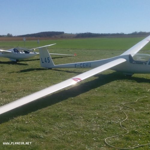 <div class='tp_title'>LS1d</div><div class='tp_desc'>machine cedée avec sa remorque Heitling (alu, fermée). Instrum std, inscrit Gnav, situation V jusqu'en mai 26.</div><div class='row_location'><div class='row_title'>Lieu</div><div class='tp_location'>visible LFIT</div></div><div class='row_contact'><div class='row_title'>Contact</div><div class='tp_contact'>rem.guilleminot@free.fr</div></div><div class='row_price'><div class='row_title'>Prix</div><div class='tp_price'><span class='price_val'>5 000</span> <span class='price_unit'>EUR</span></div></div><div style='clear:both'></div><div class='title'>Images</div><div class='images_box'><img src='/components/com_djclassifieds/images/item/0/232_img_20190326_144837_ths.jpg' /><img src='/components/com_djclassifieds/images/item/0/232_img_20240404_084929_ths.jpg' /></div><div style='clear:both'></div> LS1d